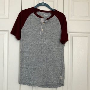 Men’s American Eagle Tee Size Small
